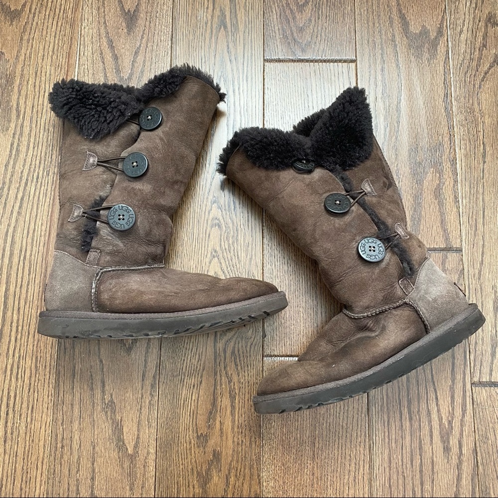 Ugg boots - comfy and chairs warm!